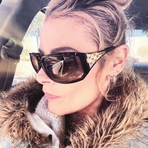 Love my Gucci shades and Chanel WOC